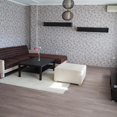 Sofia Apartments *